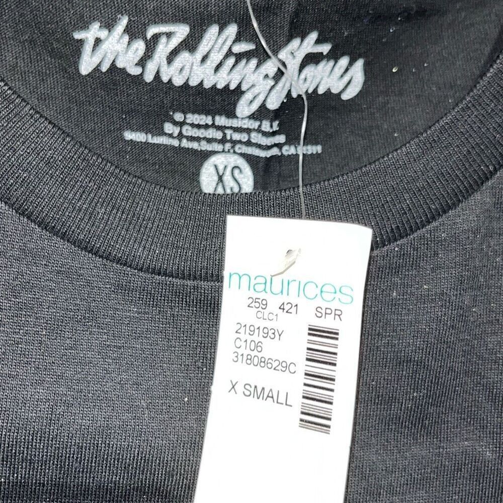 Maurices Women's Black Crew Neck Rolling‎ Stones Vintage Logo Graphic Tee XS NWT - Picture 5 of 7